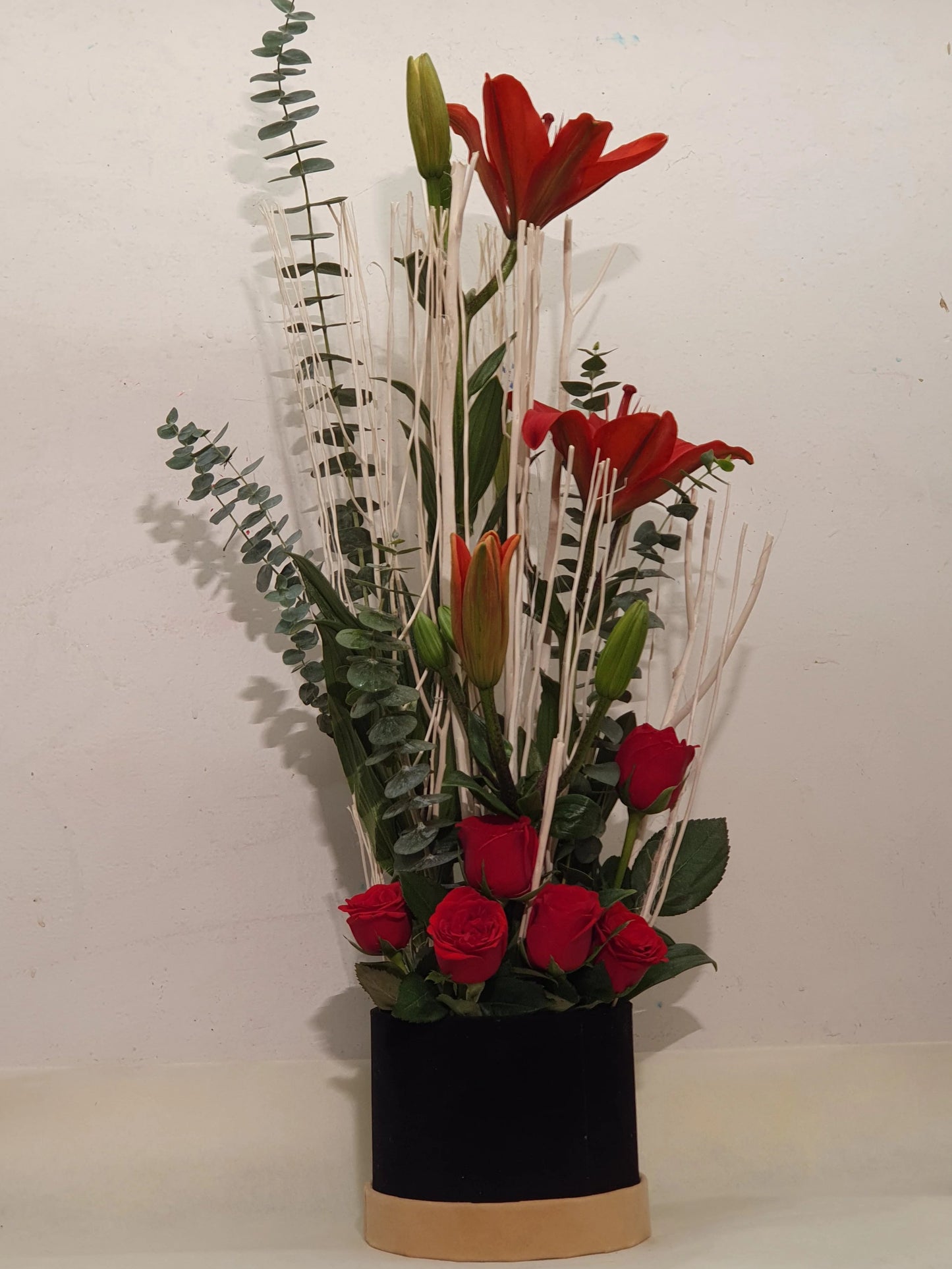 Modern Floral Elegance